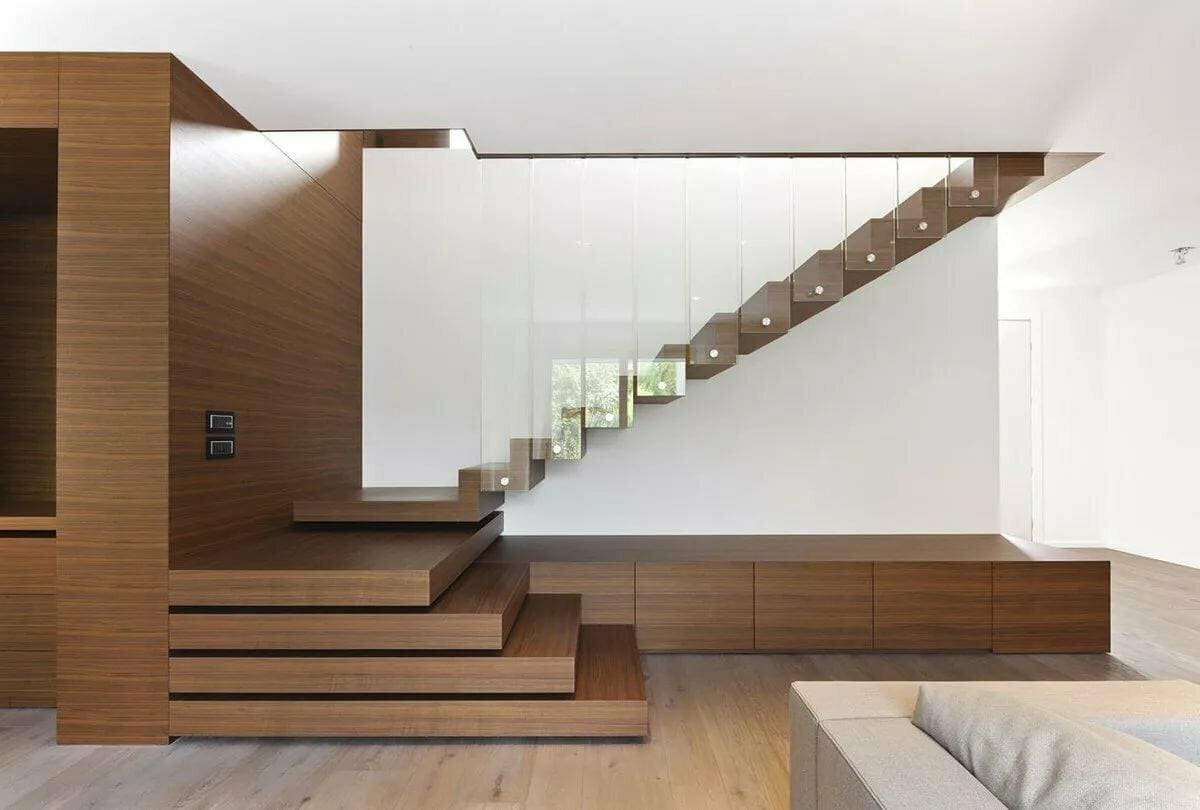 Лестница в стиле минимализм на второй этаж в частном доме